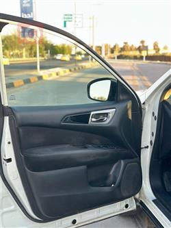 نيسان باثفايندر